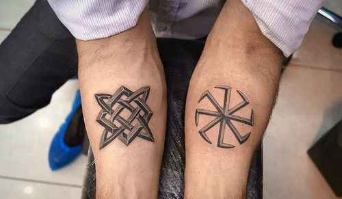 tatuirovki-slavjanskimi-runami-znachenie-i-opisanie